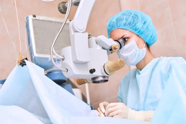 operation lasik pkr correction astigmatisme chirurgie refractive oeil paris dr camille rambaud chirurgien ophtalmologue paris